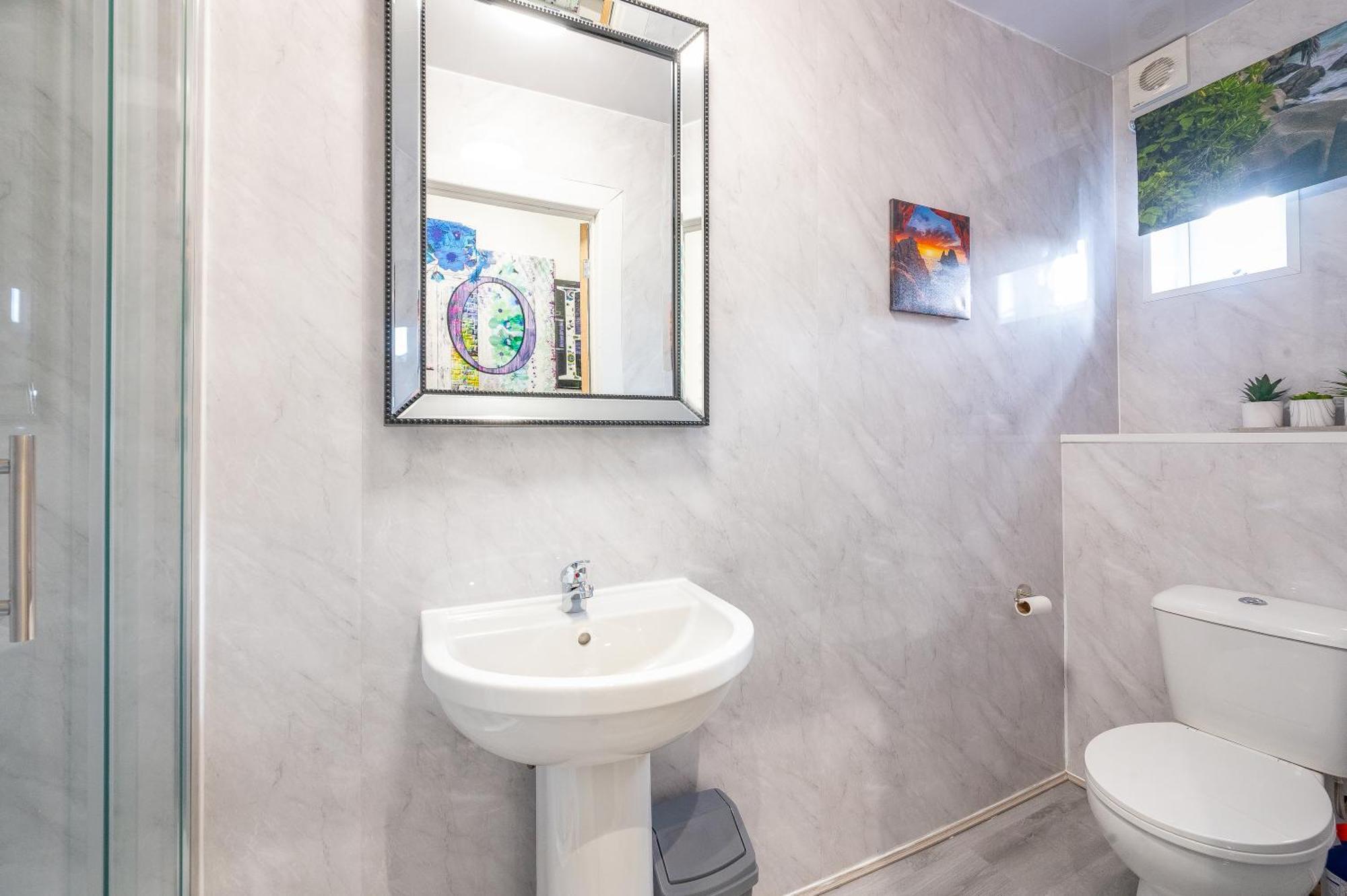 *Rc246*For Your Relaxed & Cosy Stay + Free Parking Leeds  Dış mekan fotoğraf